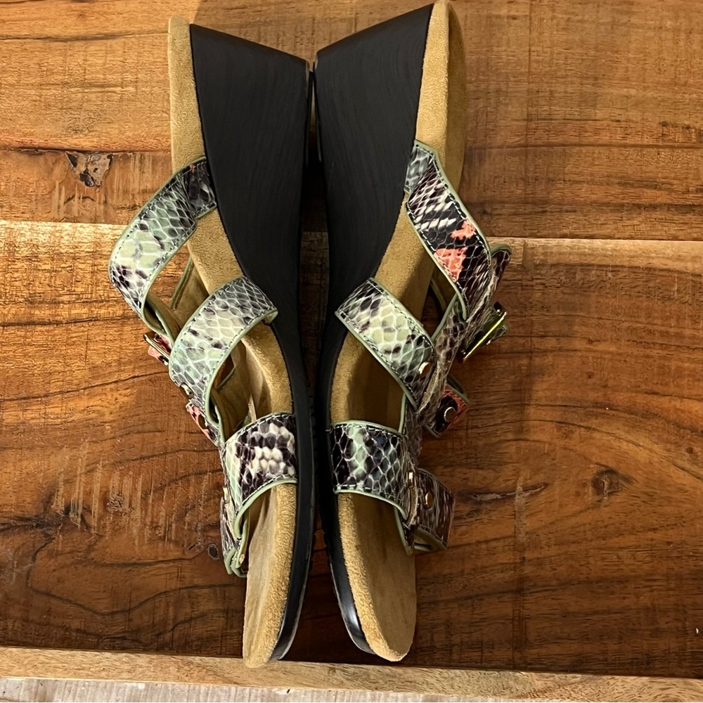 VIONIC Radia Low Wedge Leather Sandals Size 8 - Picture 5 of 7